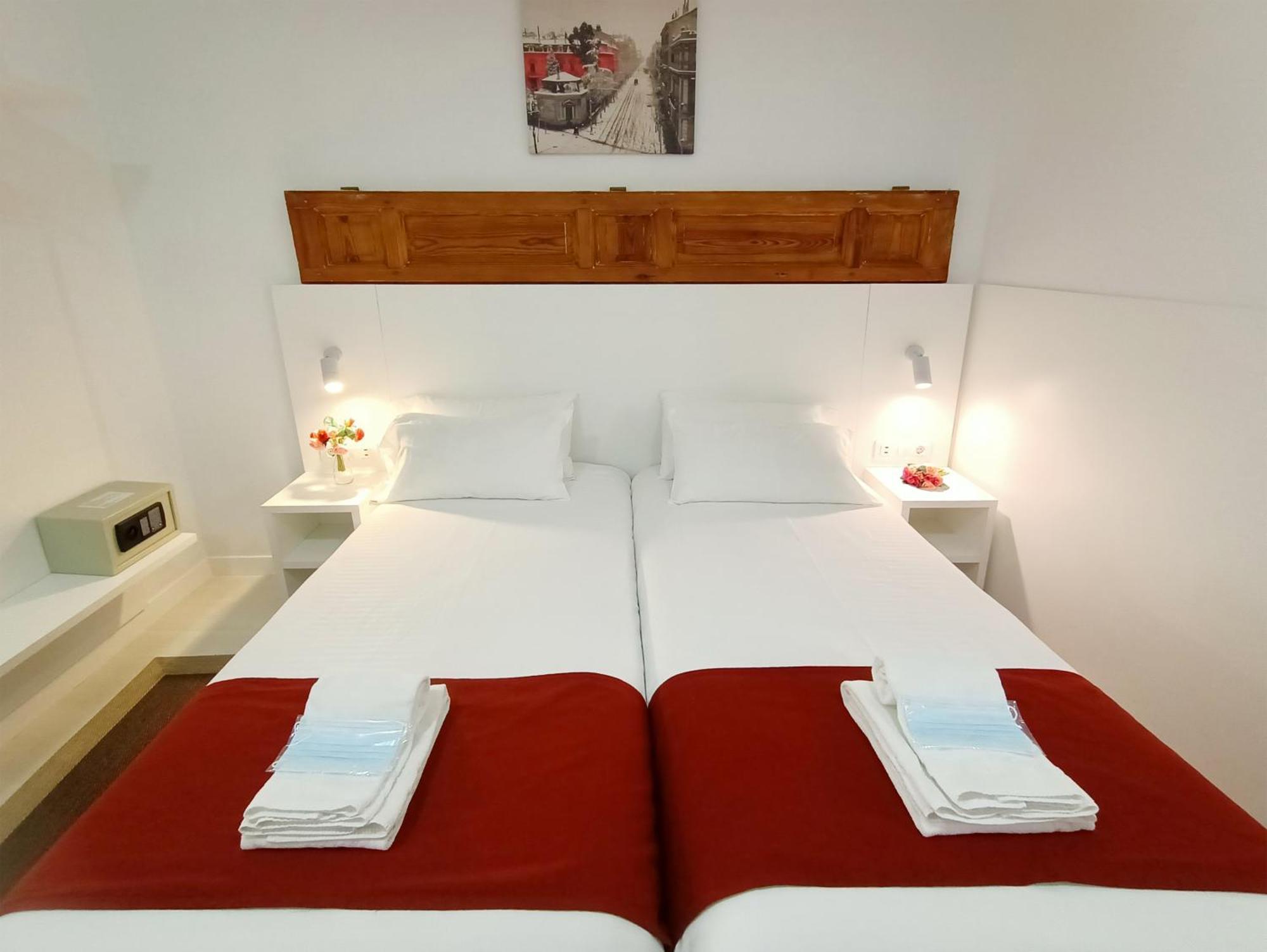 Hostal Royal Cruz — Photos 3